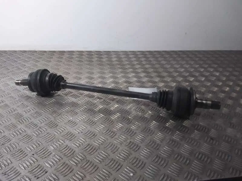 Transmision Trasera Izquierda para Mercedes-Benz Clase C (W204) Lim.