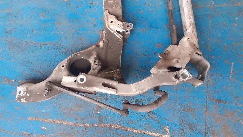 Puente Delantero para Bmw Serie 3 Berlina (E90)