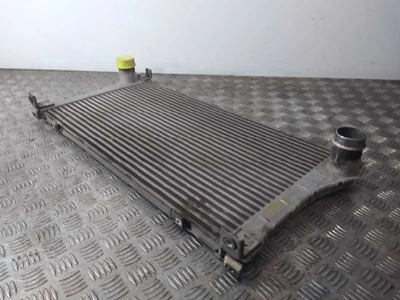 Intercooler para Toyota Auris