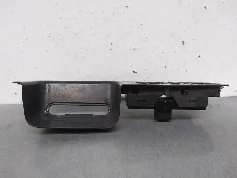 Mando Elevalunas Delantero Izquierdo para Volkswagen Touareg (7La)