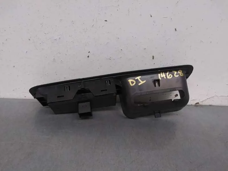 Mando Elevalunas Delantero Izquierdo para Volkswagen Touareg (7La)