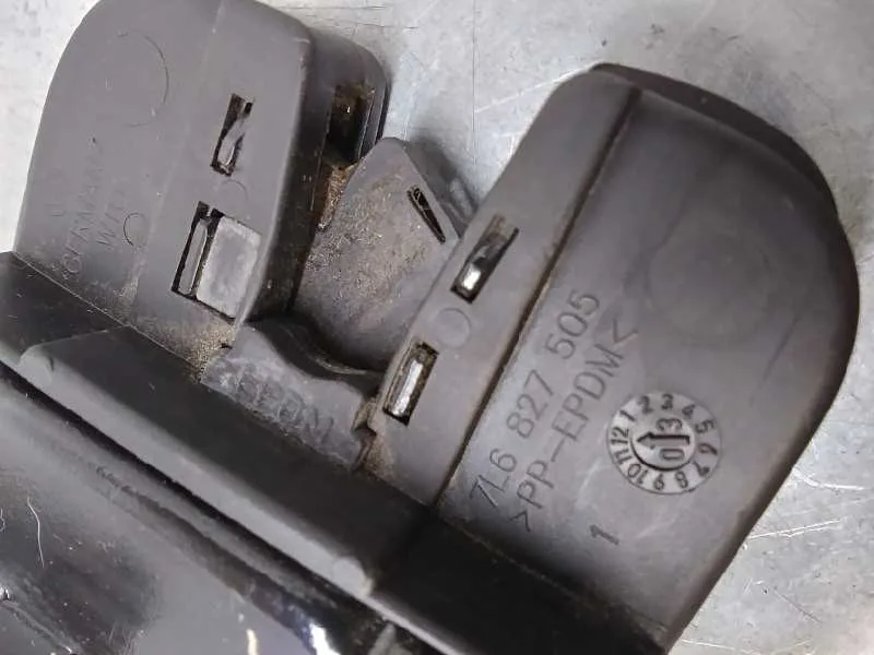 Cerradura Maletero / Porton para Volkswagen Touareg (7La)
