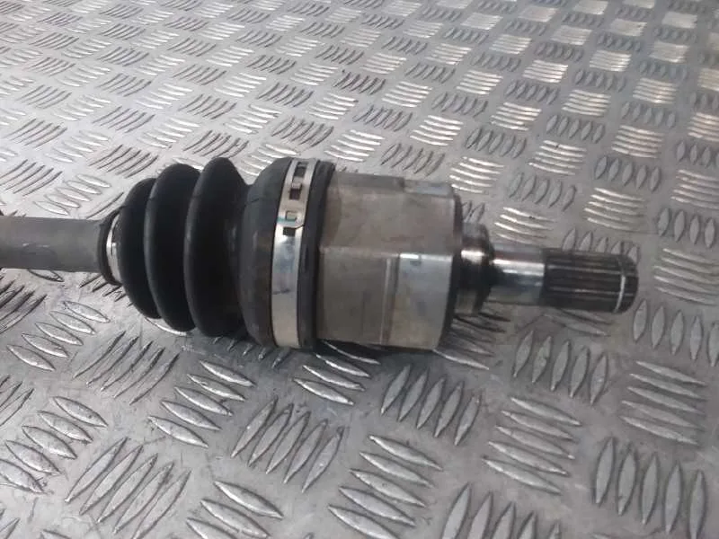 Transmision Delantera Izquierda para Hyundai I30 (Pd)