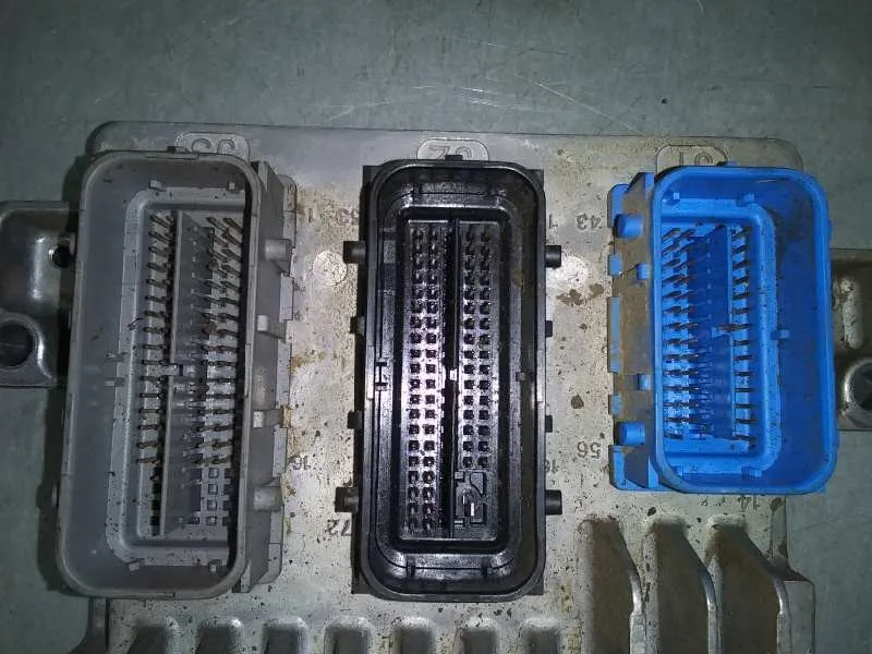 Centralita Motor Uce para Opel Zafira Tourer