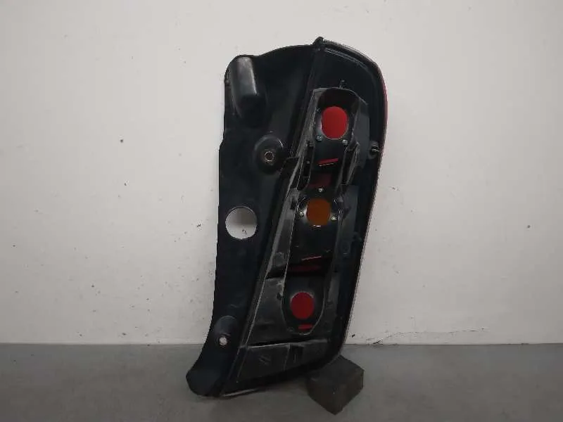 Piloto Trasero Izquierdo para Lancia Ypsilon (101)