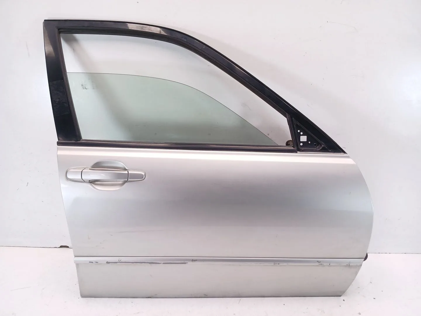 Puerta Delantera Derecha para Lexus Is200 (Gxe10)