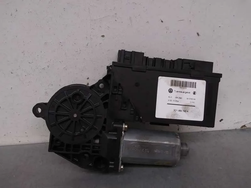 Motor Elevalunas Delantero Derecho para Volkswagen Touareg (7La)