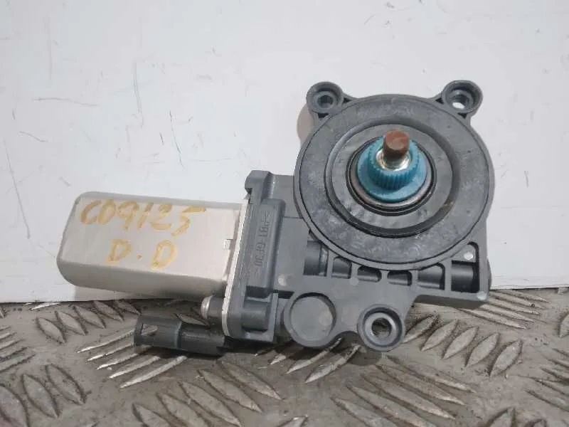 Motor Elevalunas Delantero Derecho para Ford Fiesta (Cbk)