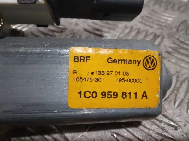 Motor Elevalunas Trasero Izquierdo para Volkswagen Bora Berlina (1J2)