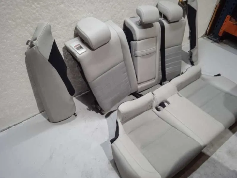 Juego Asientos Completo para Lexus Is