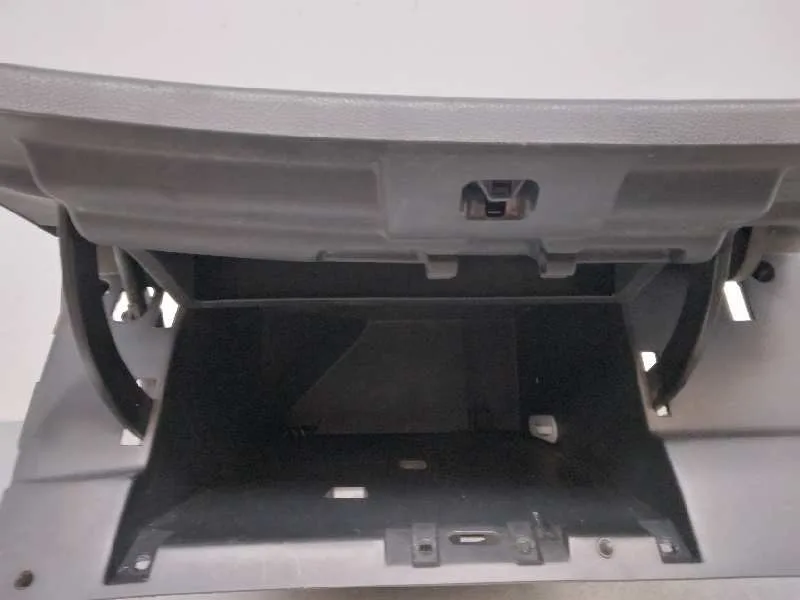Guantera para Nissan Qashqai (J10)