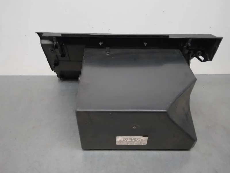 Guantera para Nissan Qashqai (J10)