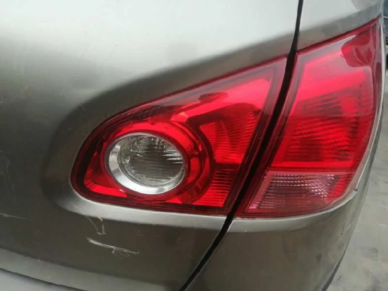 Piloto Trasero Derecho Interior para Nissan Qashqai (J10)