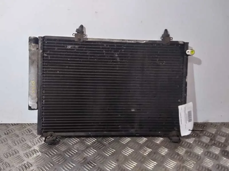 Condensador / Radiador Aire Acondicionado para Toyota Yaris (Ncp1/Nlp1/Scp1)