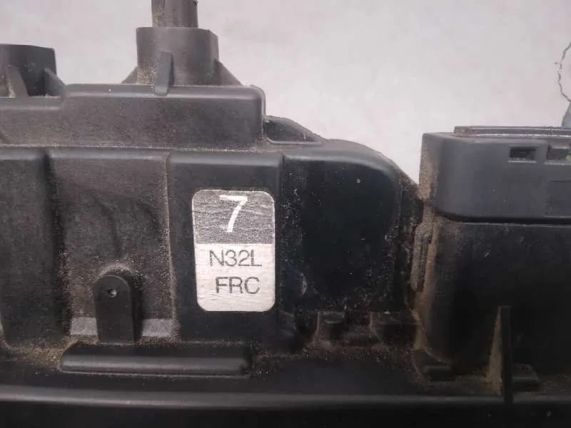 Cerradura Puerta Delantera Derecha para Nissan Qashqai (J10)
