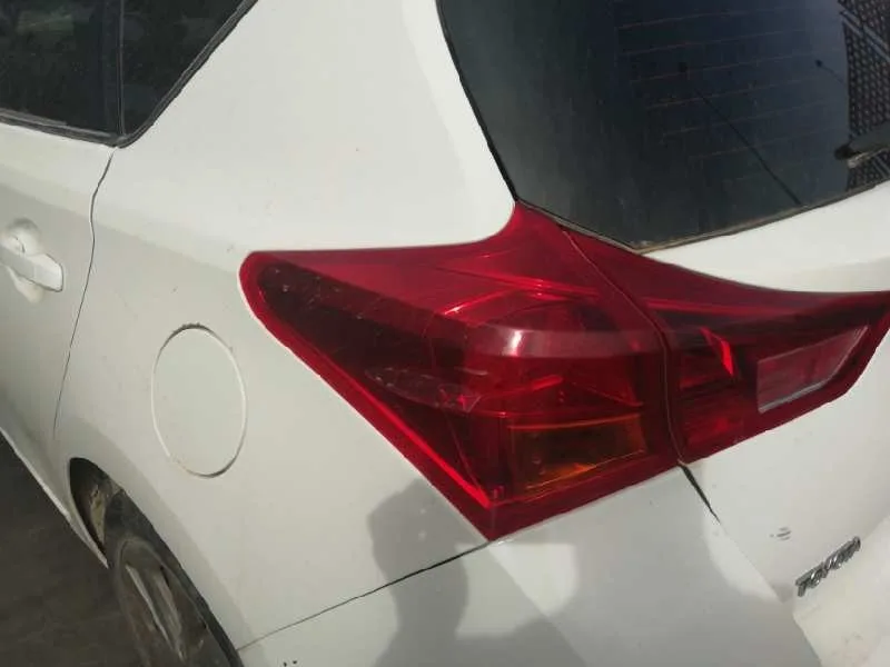Piloto Trasero Izquierdo para Toyota Auris