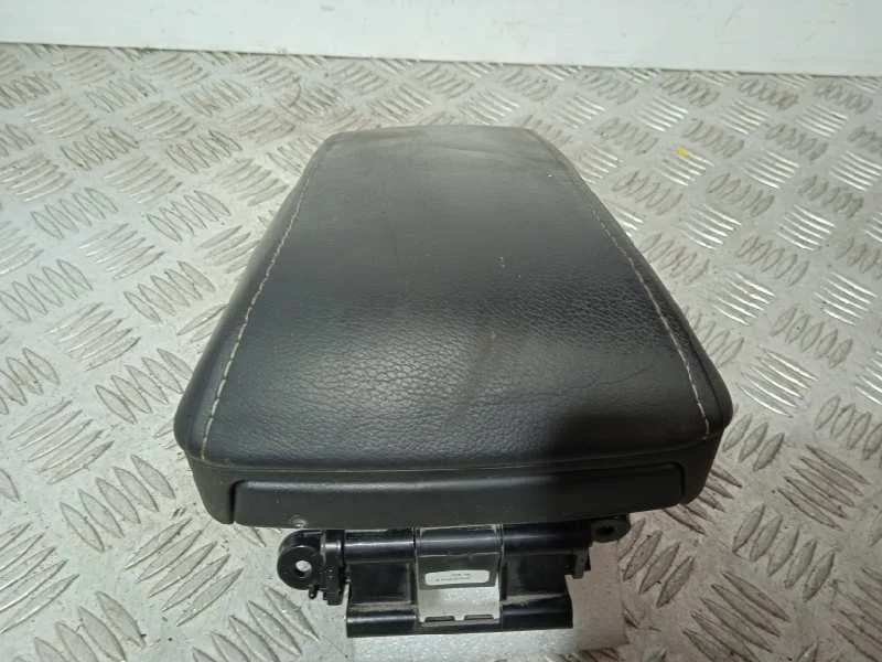 Apoyabrazos Central para Toyota Auris