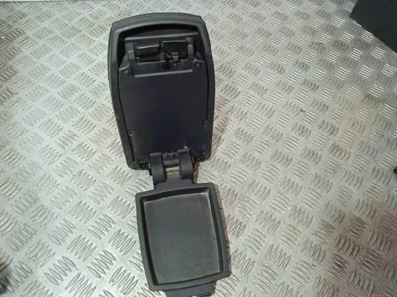 Apoyabrazos Central para Toyota Auris