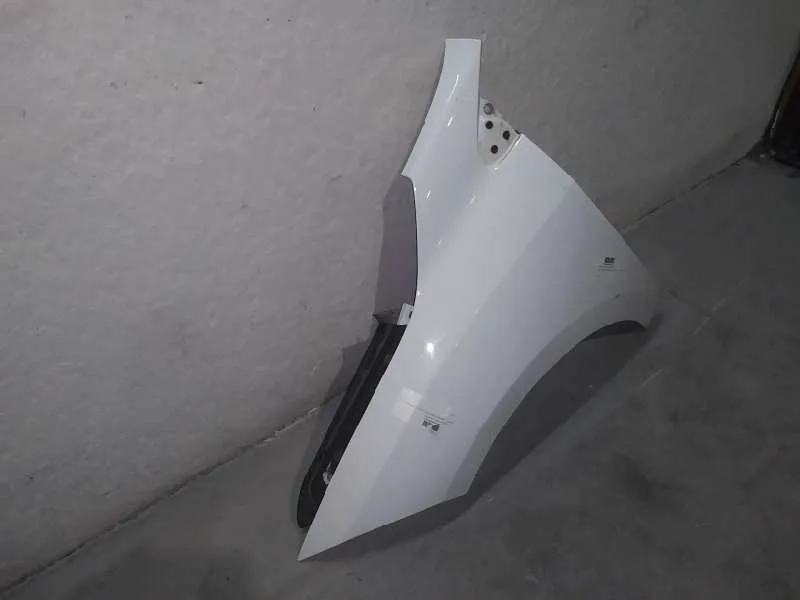 Aleta Delantera Izquierda para Renault Megane Iii Berlina 5 P