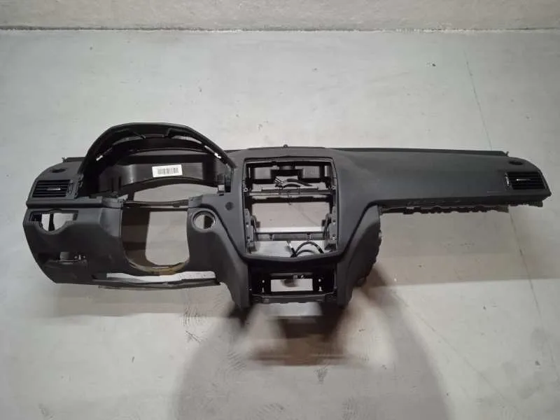 Salpicadero para Mercedes-Benz Clase C (W204) Berlina