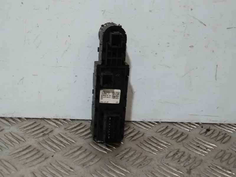 Mando Elevalunas Delantero Izquierdo para Citroën C4 Picasso