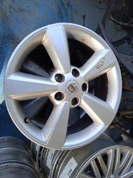 Llanta para Nissan Qashqai (J10)