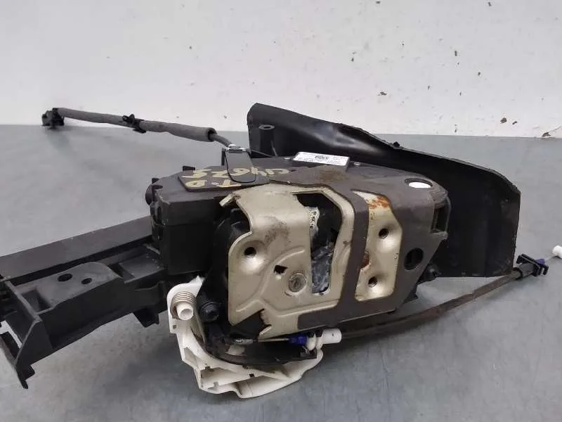 Cerradura Puerta Trasera Derecha para Ford Focus Lim.
