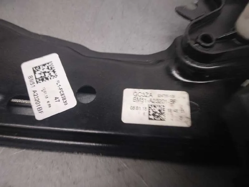 Elevalunas Delantero Izquierdo para Ford Focus Lim.