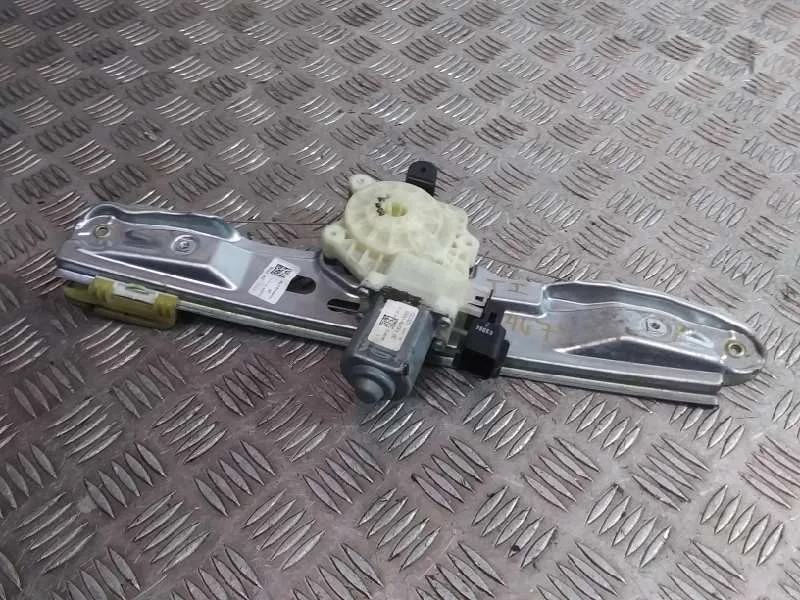 Elevalunas Trasero Izquierdo para Ford Focus Lim.