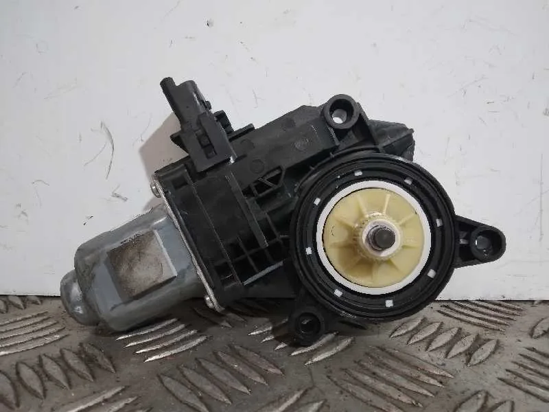 Motor Elevalunas Delantero Derecho para Hyundai I30 (Pd)