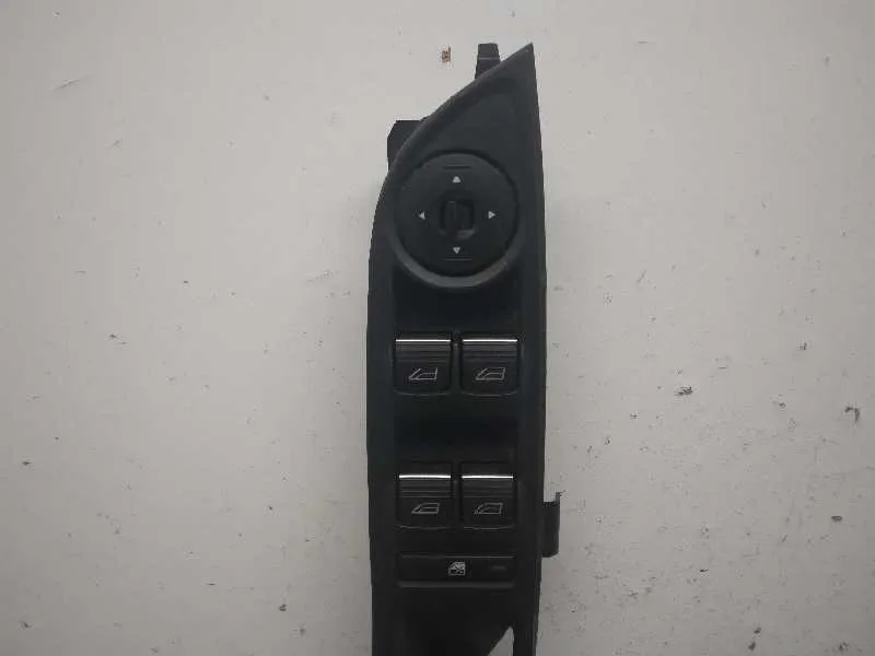 Mando Elevalunas Delantero Izquierdo para Ford Focus Lim.