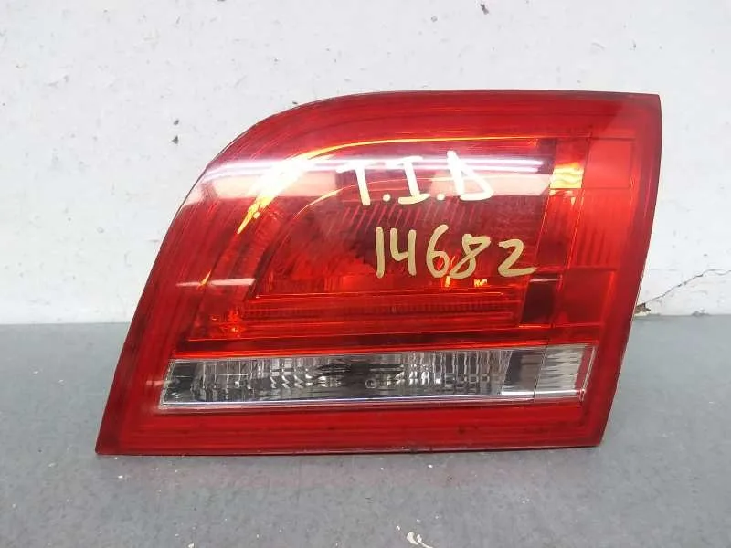 Piloto Trasero Derecho Interior para Audi A3 Sportback (8P)