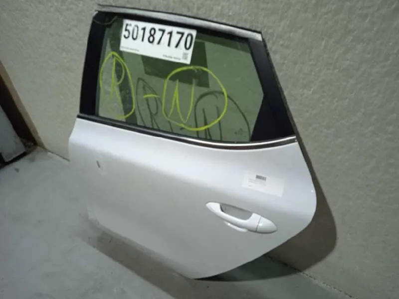 Puerta Trasera Izquierda para Kia Cee'd