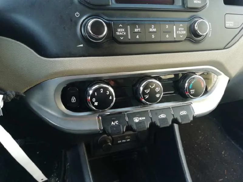Mando Calefaccion / Aire Acondicionado para Kia Rio