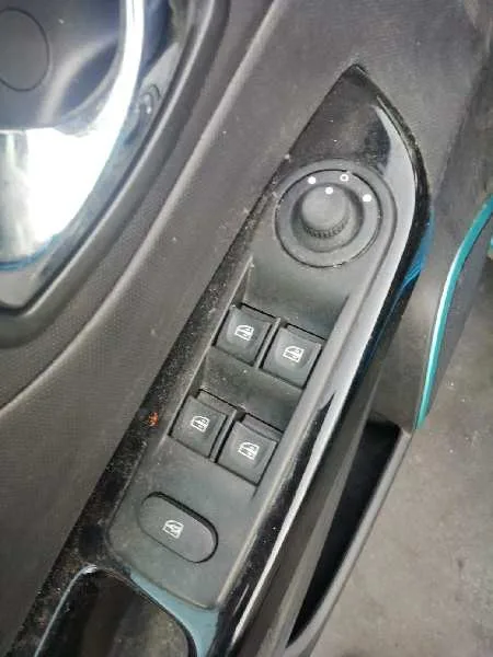 Mando Elevalunas Delantero Izquierdo para Renault Captur