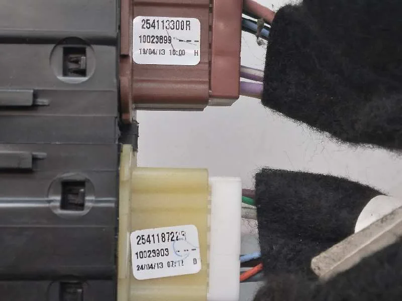 Mando Elevalunas Delantero Izquierdo para Renault Captur