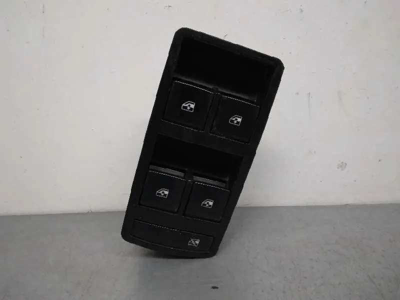 Mando Elevalunas Delantero Izquierdo para Opel Insignia Berlina