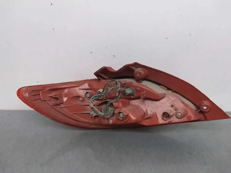 Piloto Trasero Derecho para Mazda 2 Lim. (De)