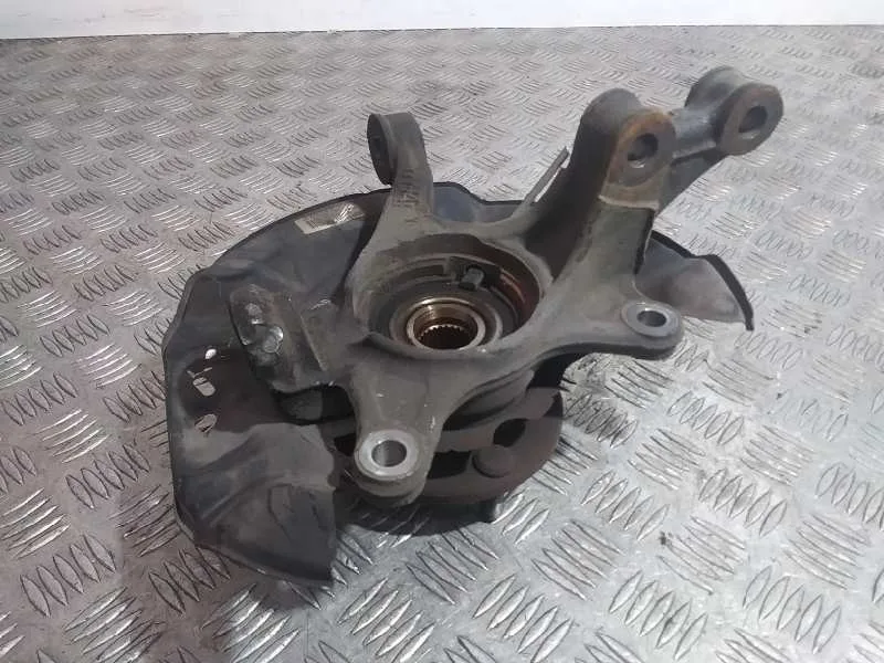 Mangueta Delantera Izquierda para Toyota Yaris