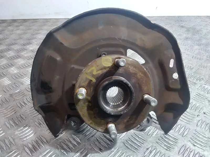 Mangueta Delantera Izquierda para Toyota Yaris
