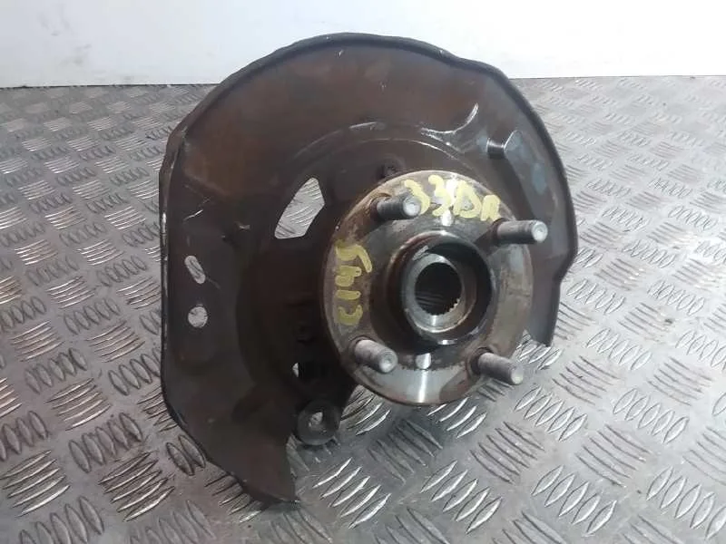Mangueta Delantera Derecha para Toyota Yaris