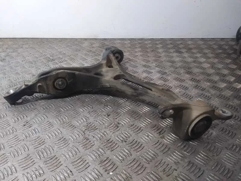 Brazo Suspension Inferior Delantero Derecho para Mercedes-Benz Clase M (W164)