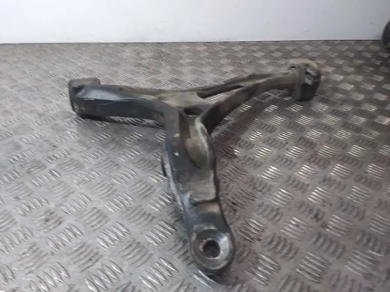 Brazo Suspension Inferior Delantero Derecho para Mercedes-Benz Clase M (W164)