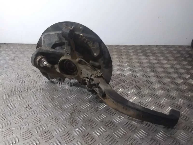Mangueta Delantera Derecha para Mercedes-Benz Clase M (W164)