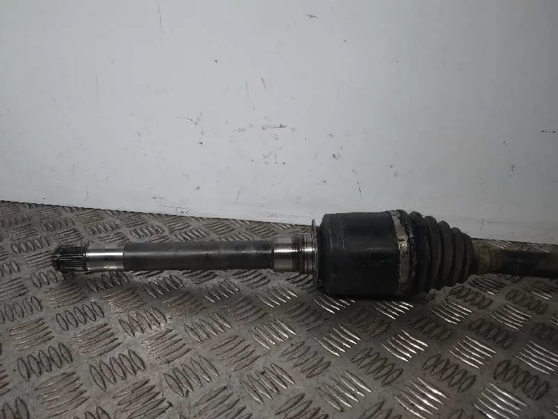 Transmision Delantera Derecha para Mercedes-Benz Clase M (W164)