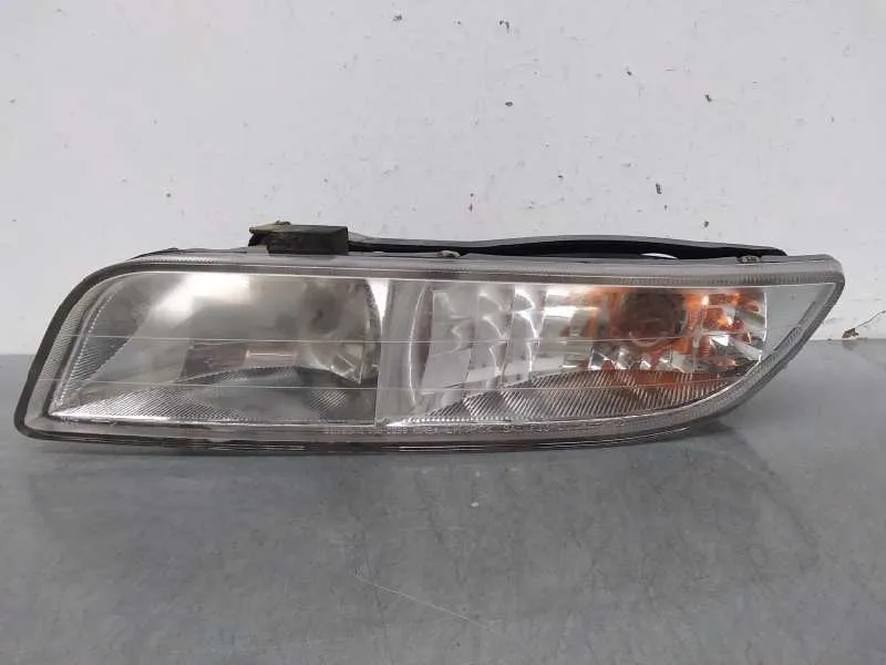 Faro Antiniebla Izquierdo para Ssangyong Rexton