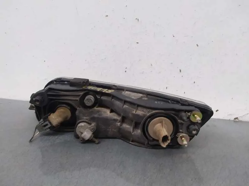 Faro Antiniebla Derecho para Ssangyong Rexton
