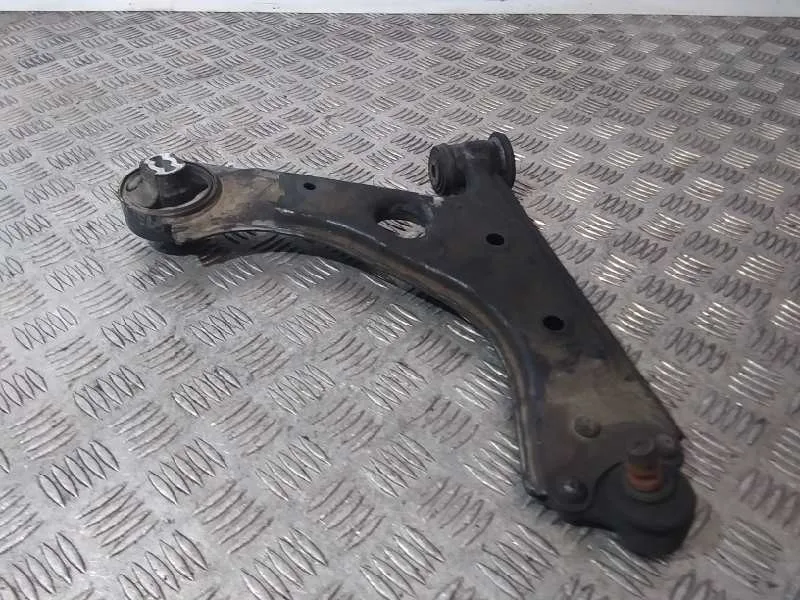 Brazo Suspension Inferior Delantero Derecho para Peugeot Bipper
