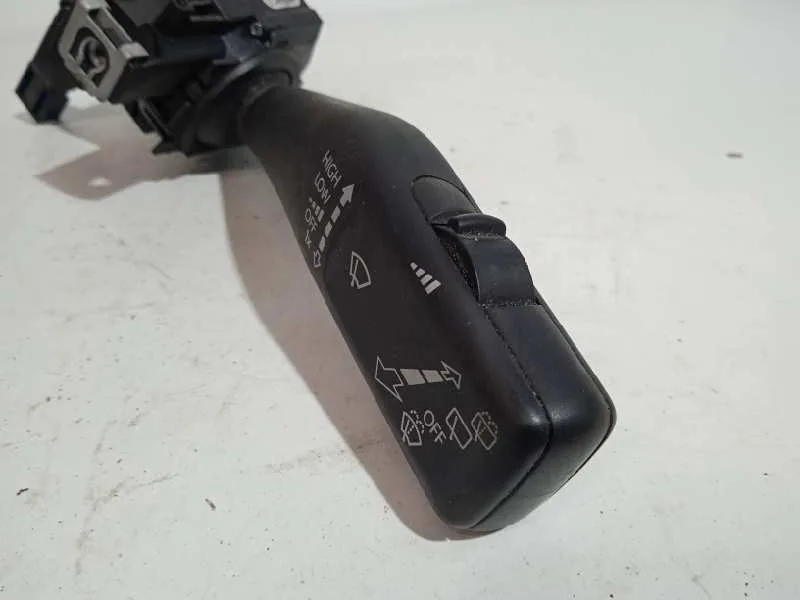 Mando Limpia para Seat Leon (1P1)