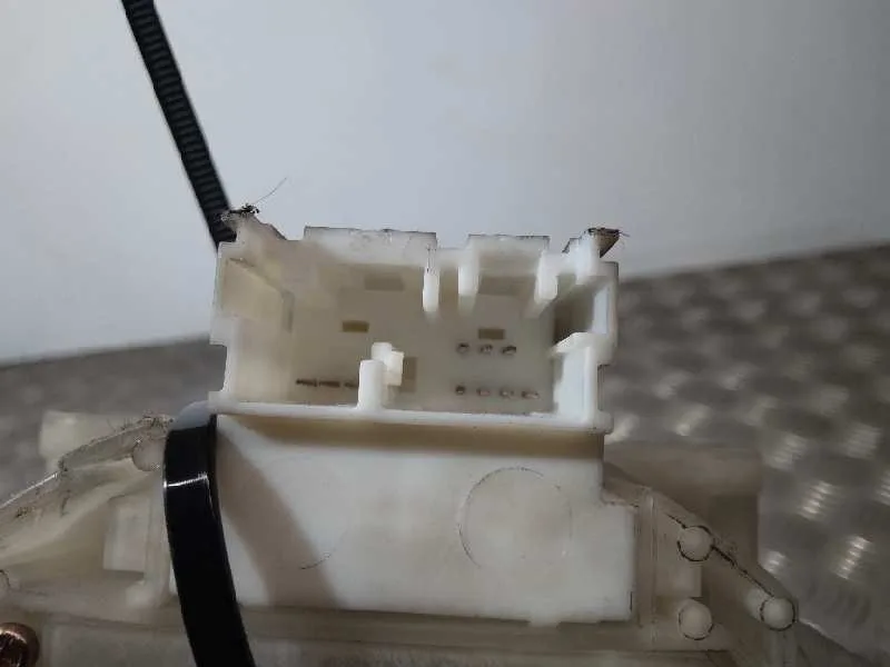 Mando Multifuncion para Nissan Micra (K12E)